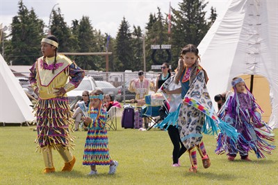 powwow dancers